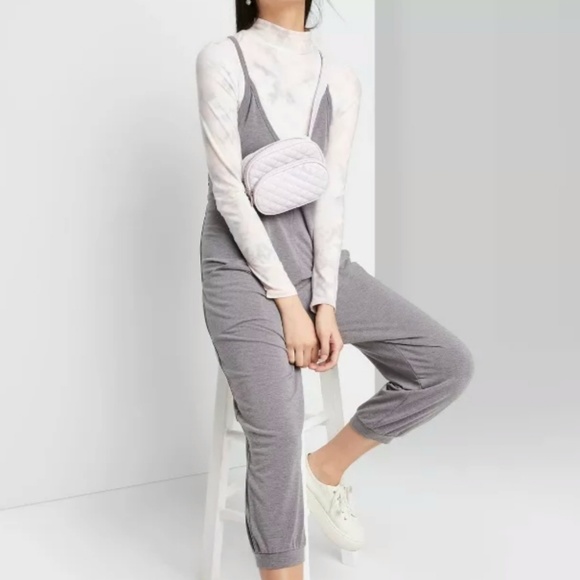 Women's Sleeveless V-Neck Gray Knit Jumpsuit - Picture 3 of 4